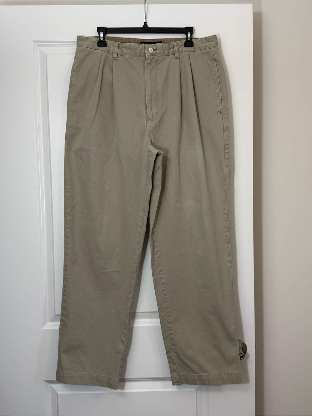 Tommy Hilfiger Pleated Khaki Chinos - Light Khaki, 100% Cotton - Picture 1 of 7